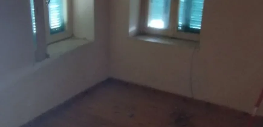 1050