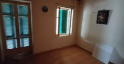 1050